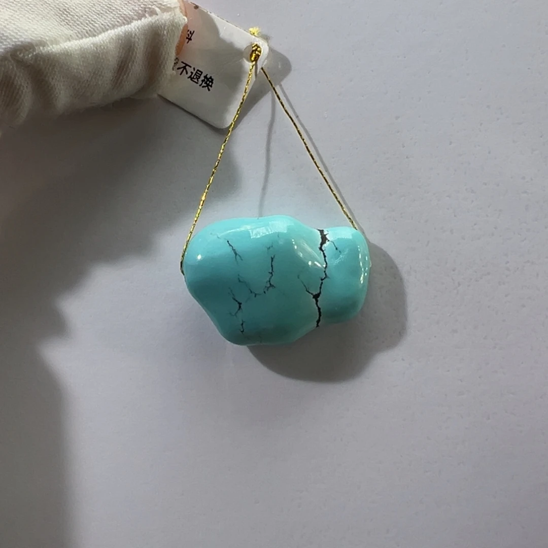 绿松石未镶嵌挂件