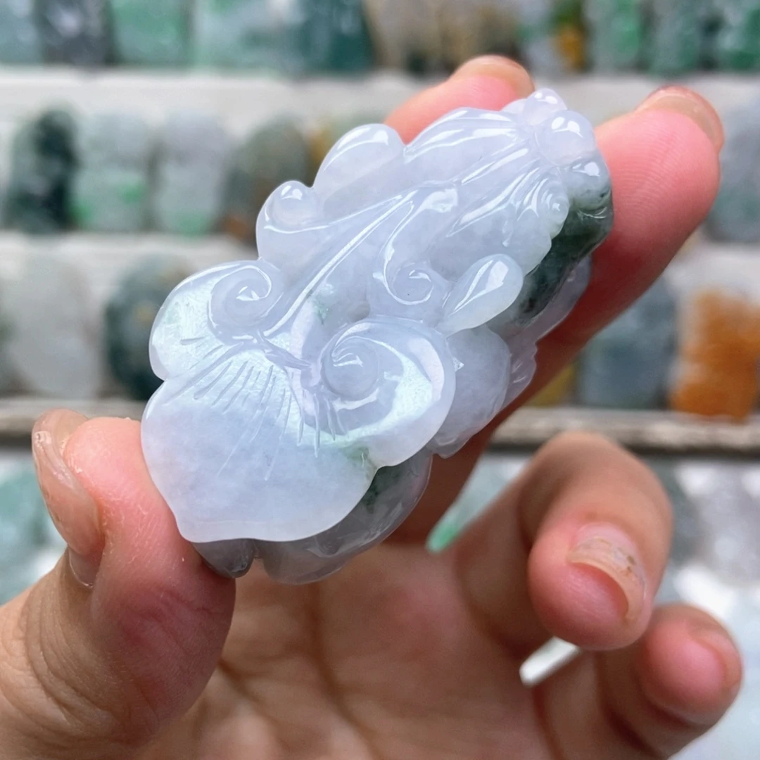 翡翠未镶嵌吊坠(赠链)