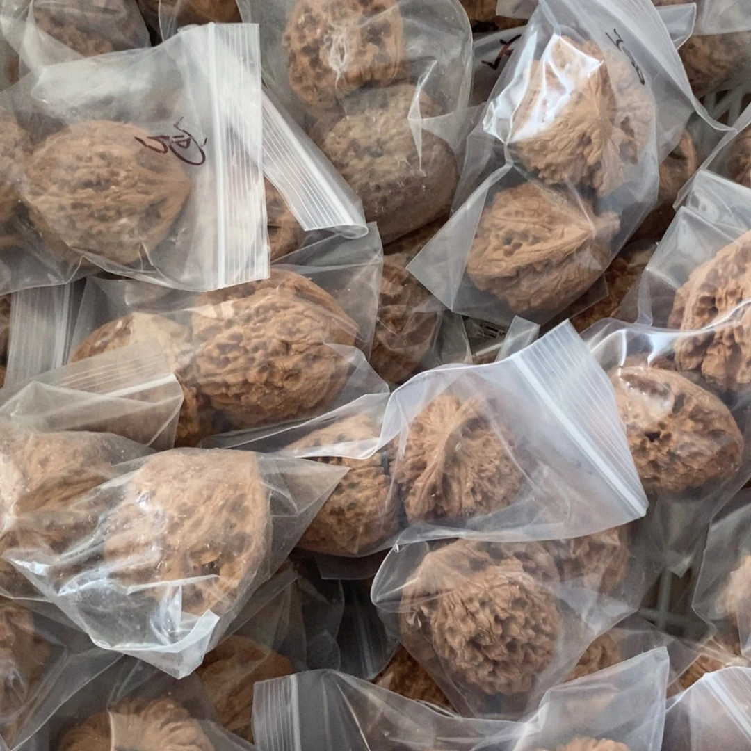 文玩核桃吊坠官帽