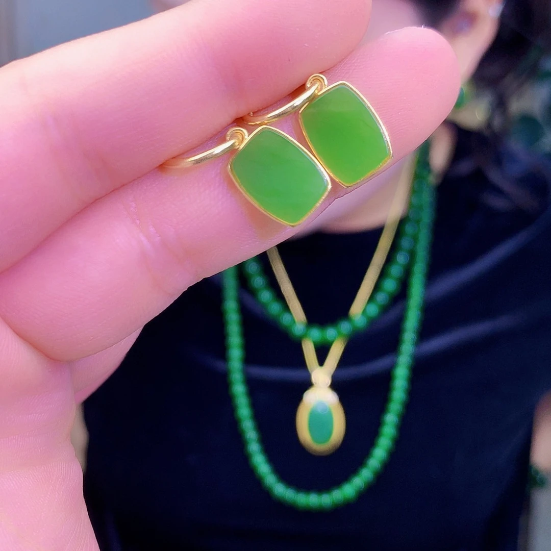 吊坠(不含链)银S925镶嵌和田玉（碧玉）耳钉