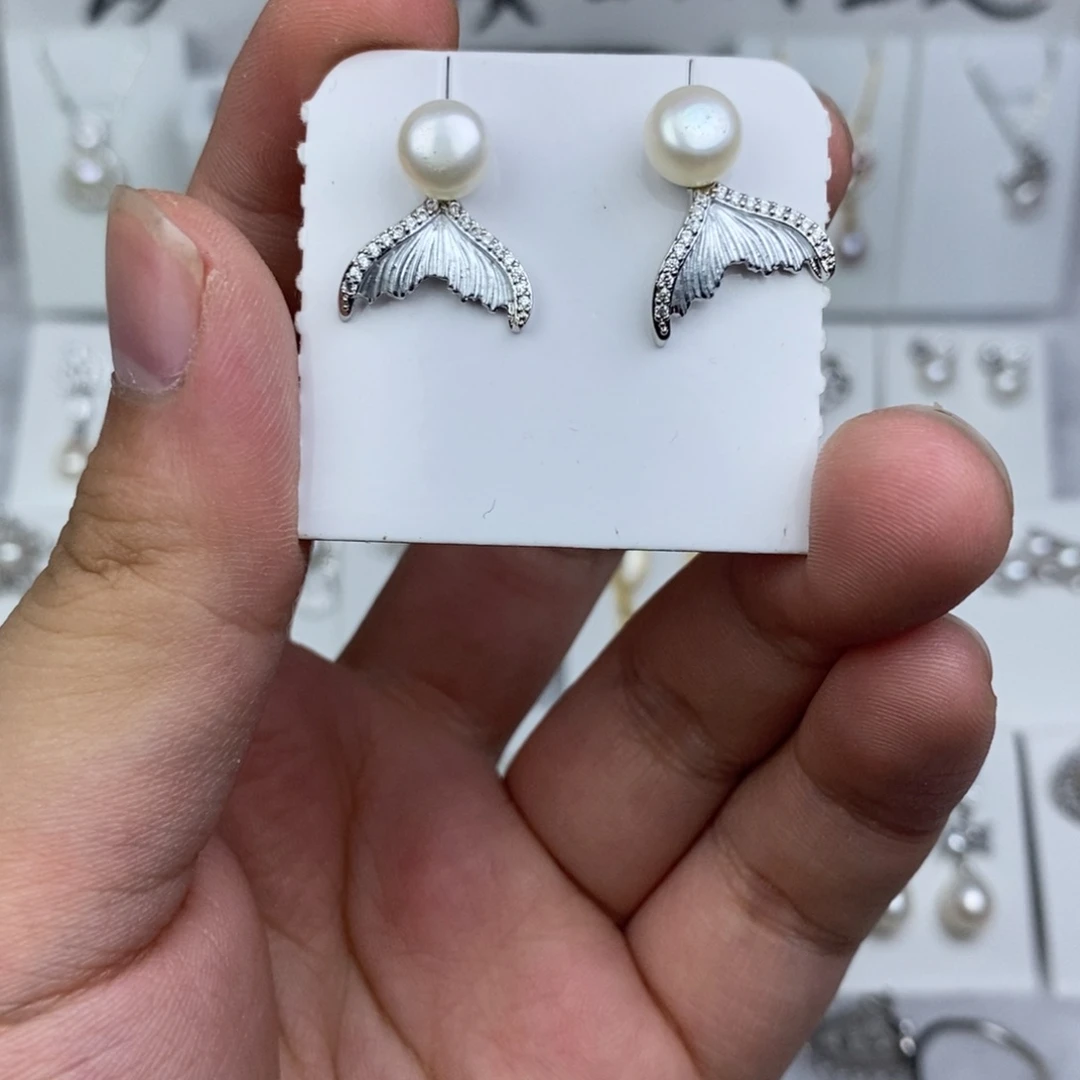 未镶嵌淡水珍珠耳饰