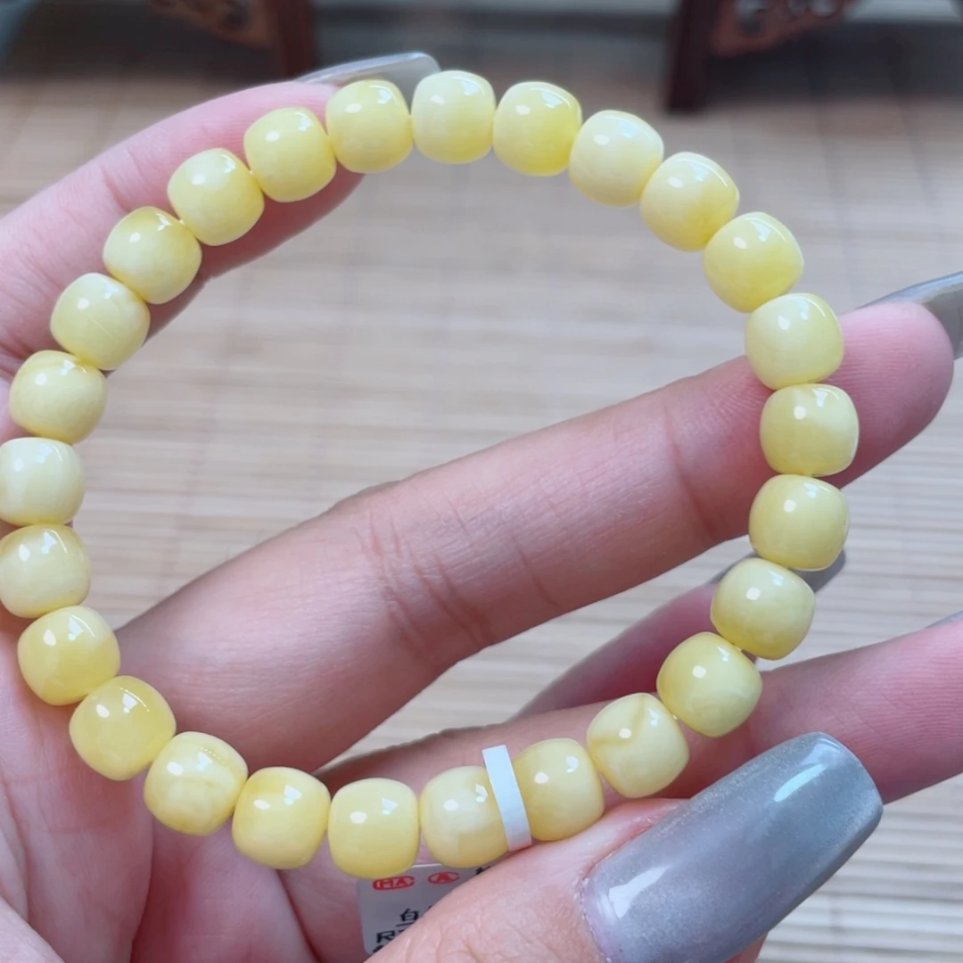 未镶嵌蜜蜡裸石蜜蜡