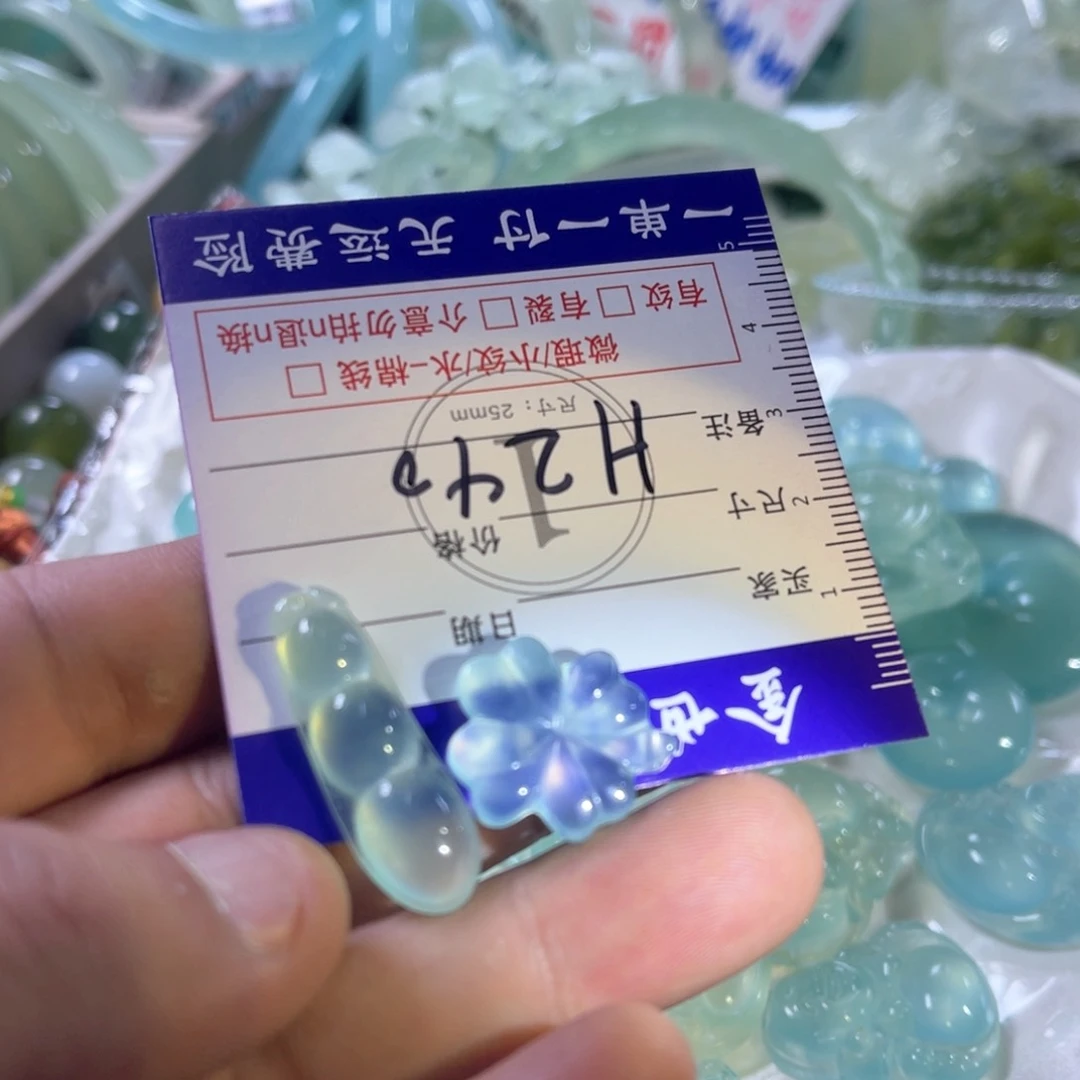 未镶嵌蛇纹石玉手镯（圆镯）