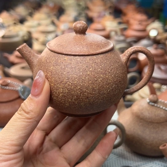 木**李紫砂的手工制作工艺非常