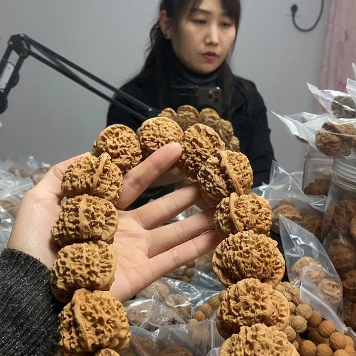 把件文玩核桃45官帽手持