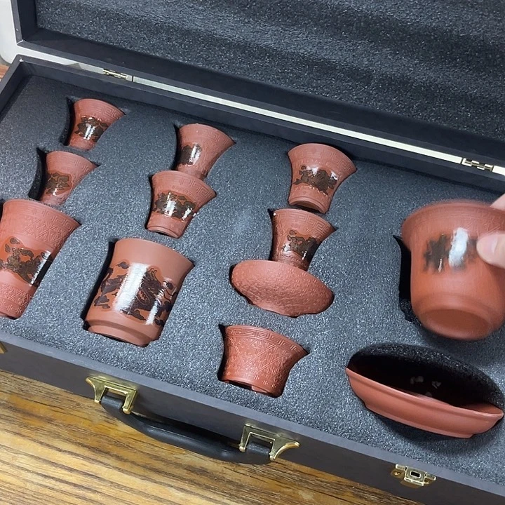 孤品茶具套装等。