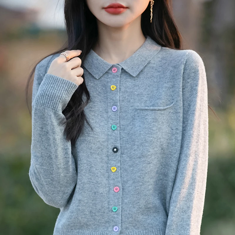 2025新款春秋款灰色翻领带兜针织开衫外套女外穿大码女装秋冬毛衣
