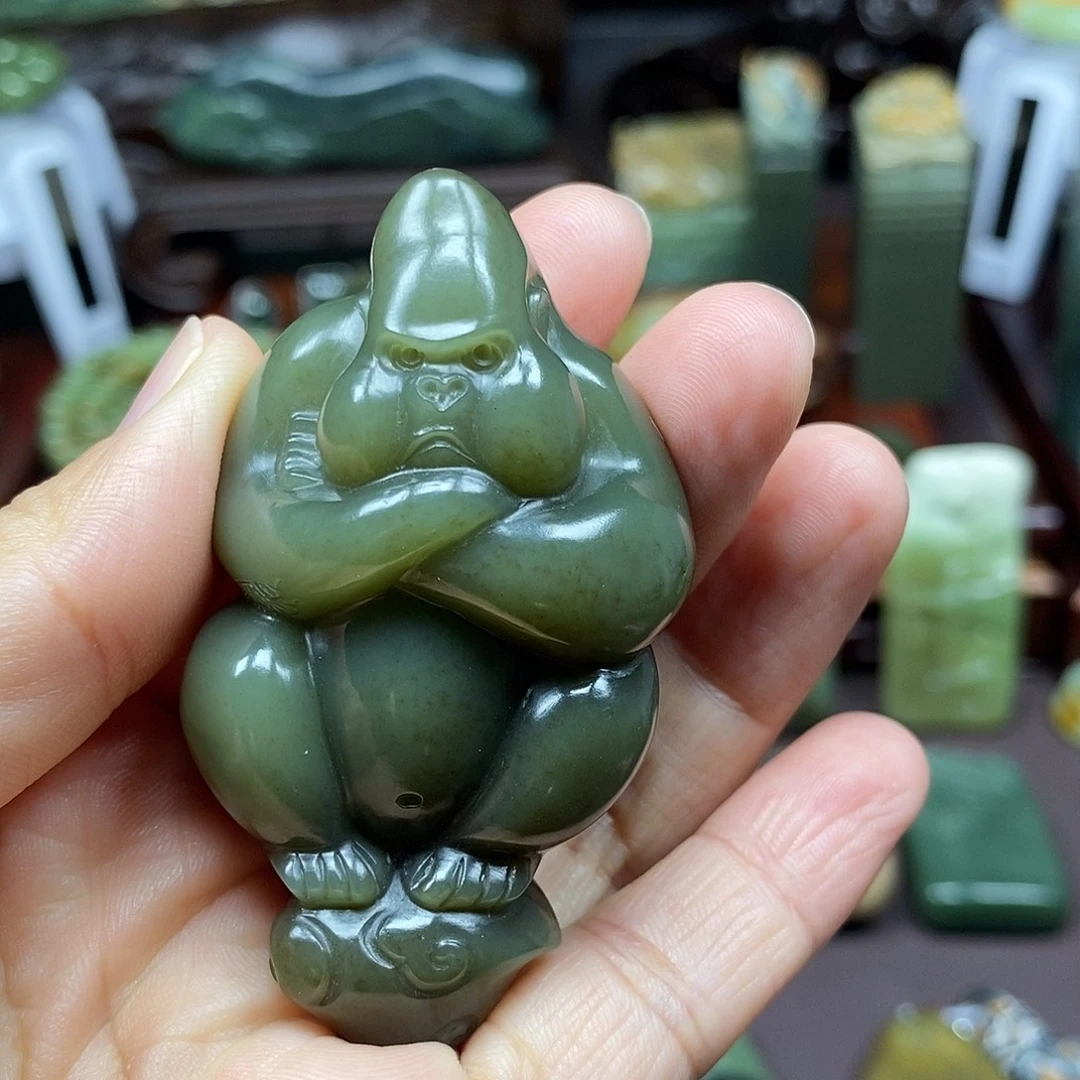 p***o颈饰未镶嵌岫岩老玉（透闪石质玉）