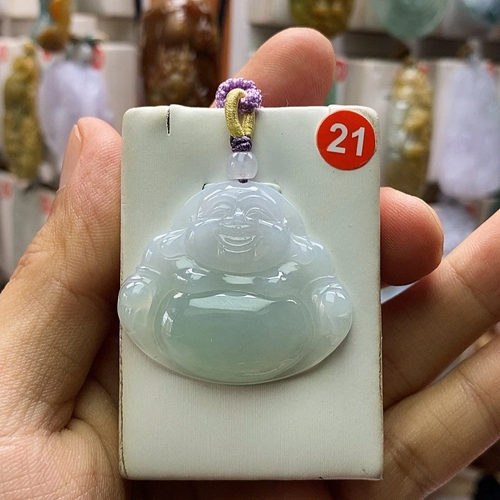 谜***返颈饰未镶嵌翡翠每天