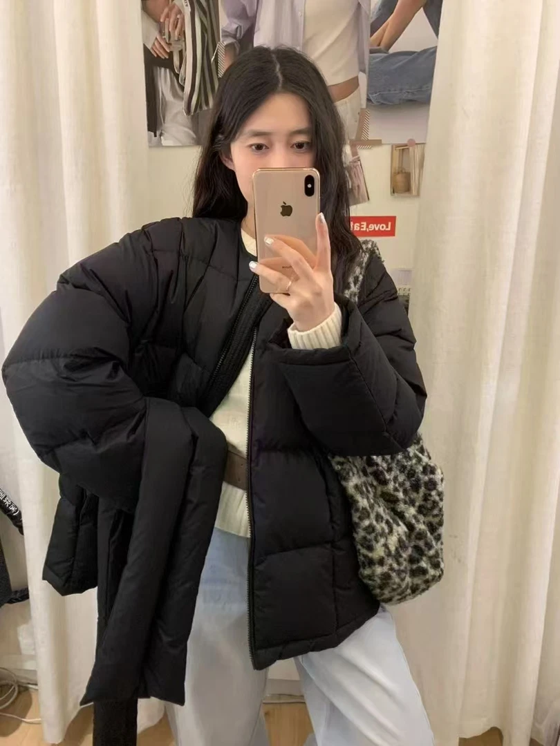 【COCO MARKIE】轻柔绚丽 丨韩版时尚中长款圆领带围脖羽绒服H5733