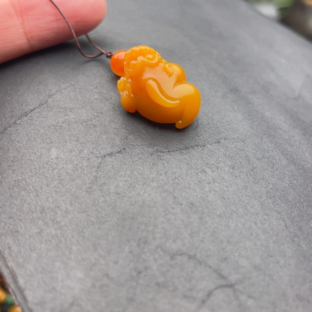 石英质玉黄蜡石挂件未镶嵌