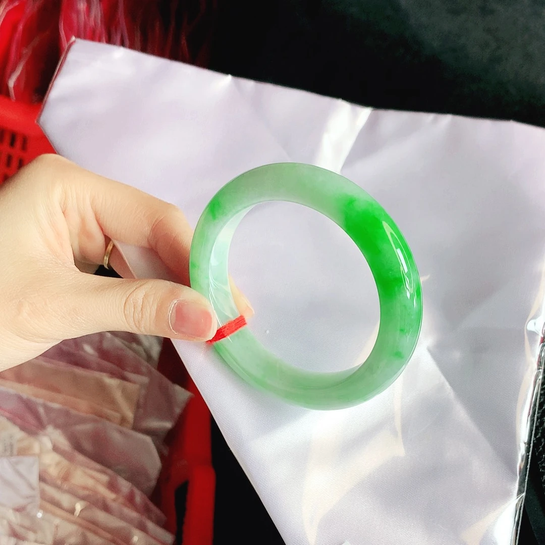翡翠未镶嵌手镯缅甸天然a货翡翠手镯