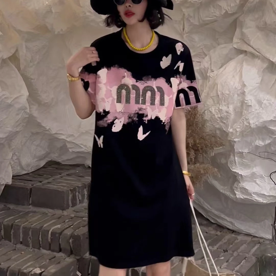 韩版减龄字母蝴蝶涂鸦烫钻宽松大T卫衣裙