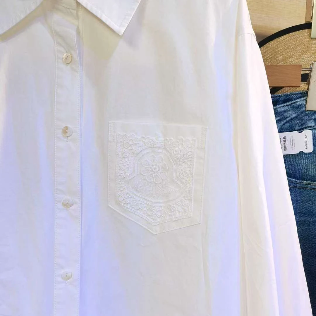 高品质新款白色刺绣大版衬衣