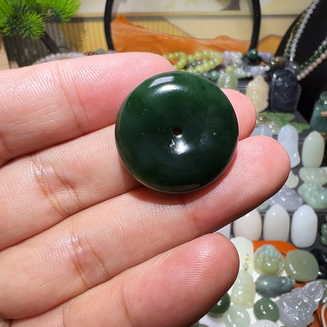 和田玉（碧玉）未镶嵌颈饰