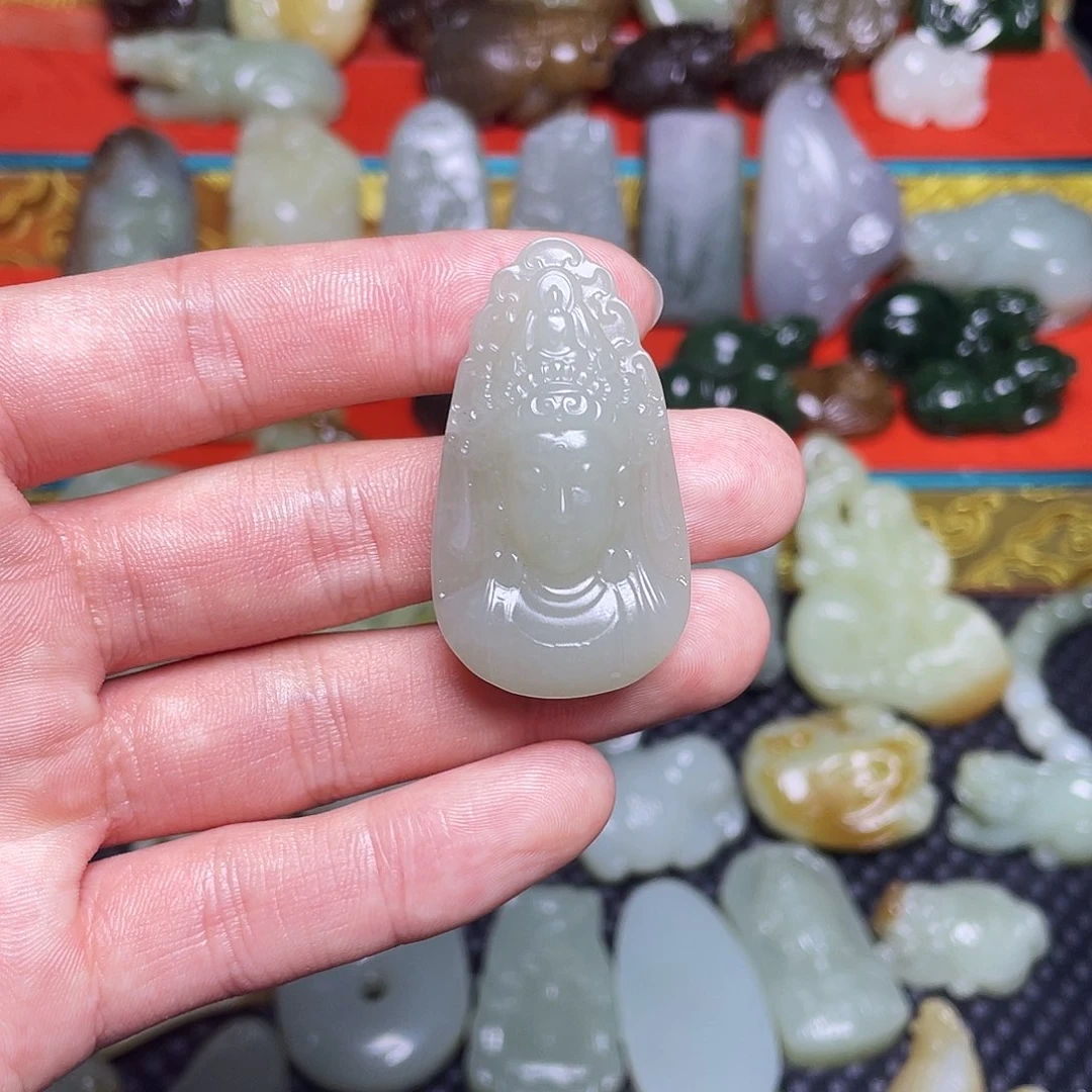 和田玉未镶嵌颈饰