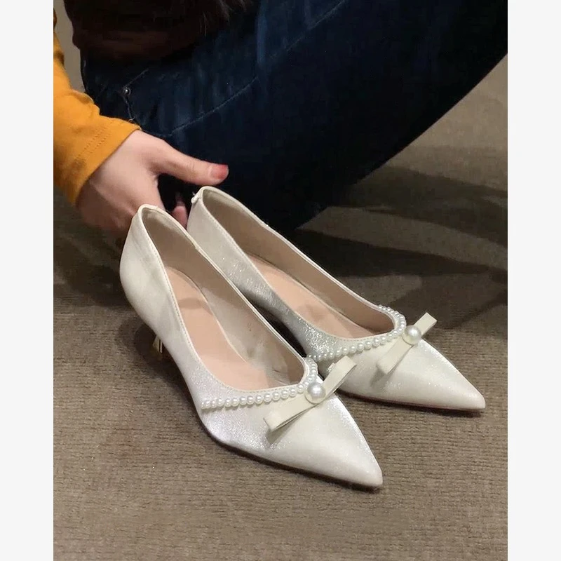 法式尖头单鞋2025年新款绸缎礼服鞋蝴蝶结高跟鞋女细跟婚鞋伴娘鞋