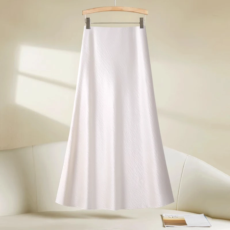 拉夏贝尔黑色半身裙女夏季薄款中长款2025新款垂感月光裙缎面伞裙