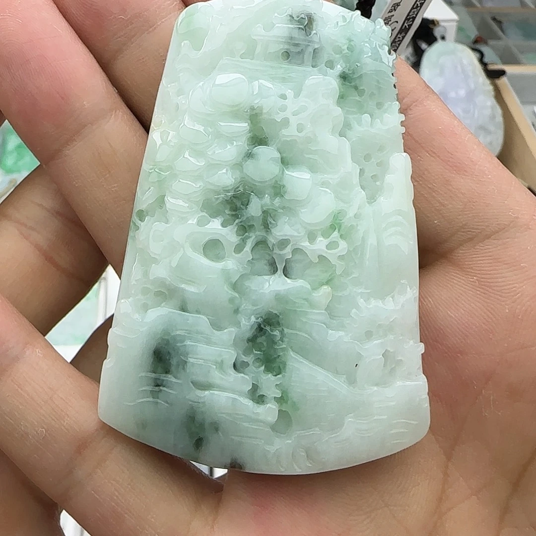 翡翠未镶嵌颈饰翡翠