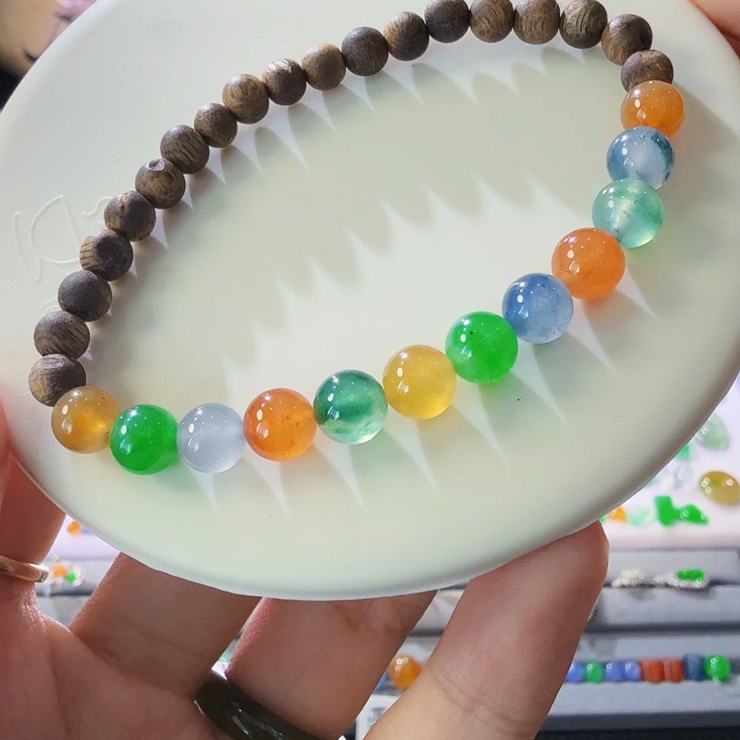 翡翠未镶嵌颈饰超美