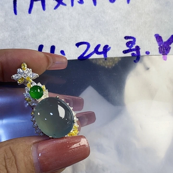 ***定制翡翠未镶嵌865556589888