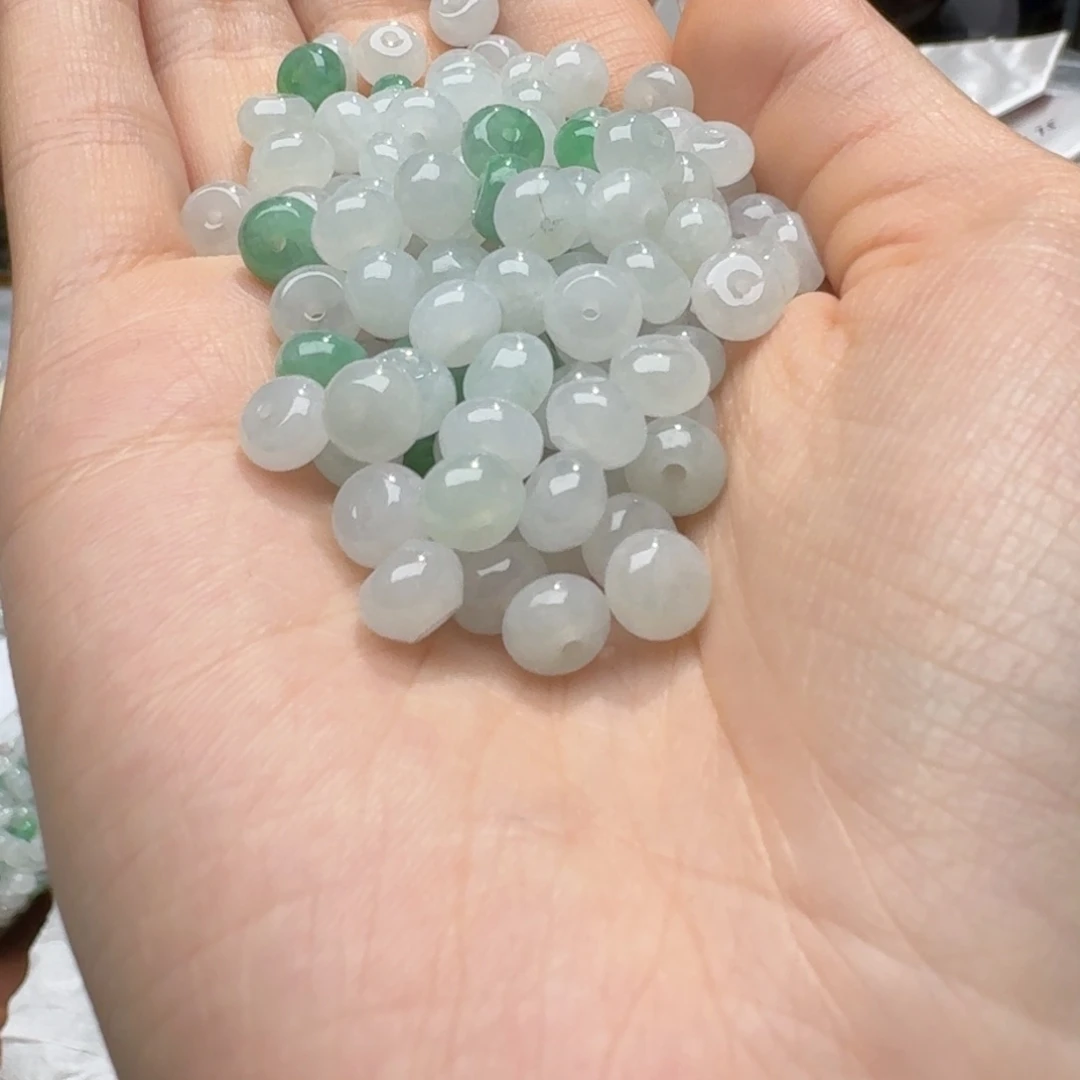 未镶嵌挂件翡翠福利10个，不包邮，拍邮费发货