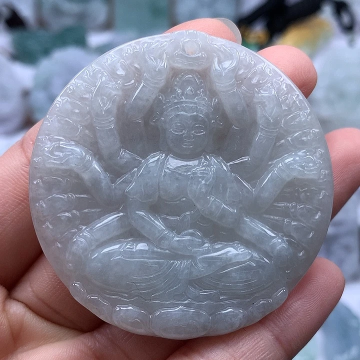 翡翠未镶嵌颈饰千手观音福利