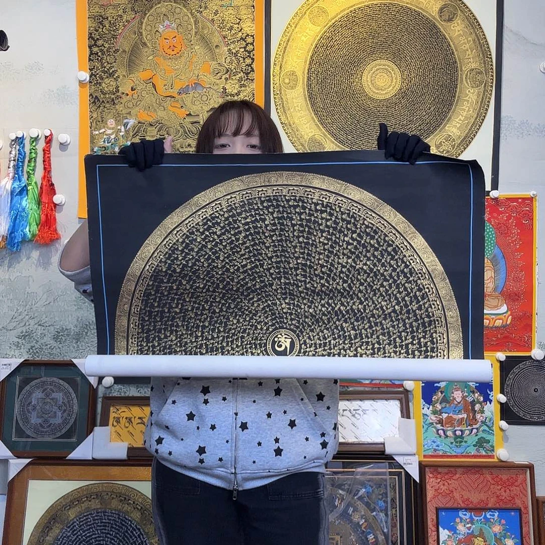 卷轴画纯手绘唐卡六字真言70厘米左右