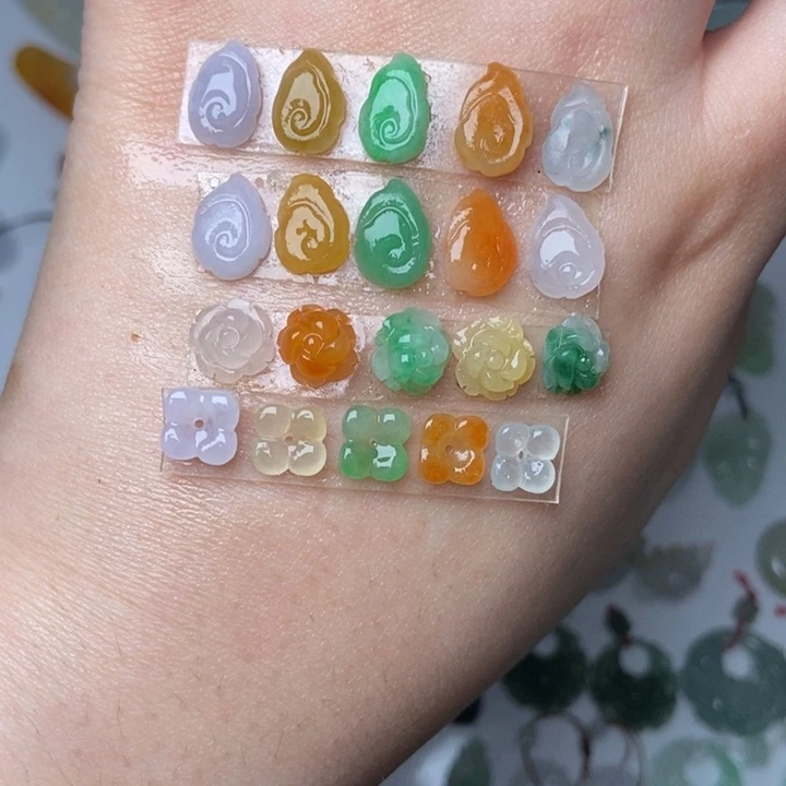 定制翡翠未镶嵌一套