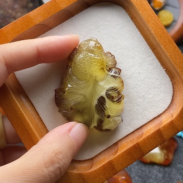 琥珀未镶嵌裸石琥珀蜜蜡