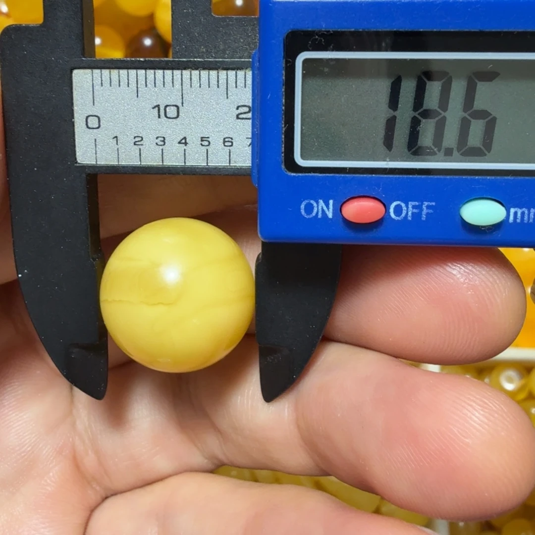琥珀未镶嵌裸石成品