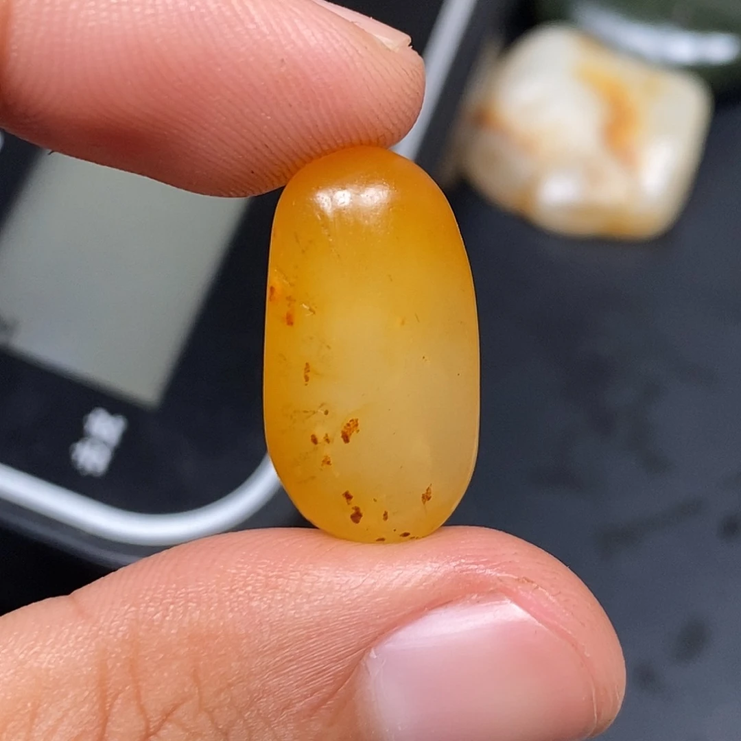 和田玉（糖玉）未镶嵌挂件