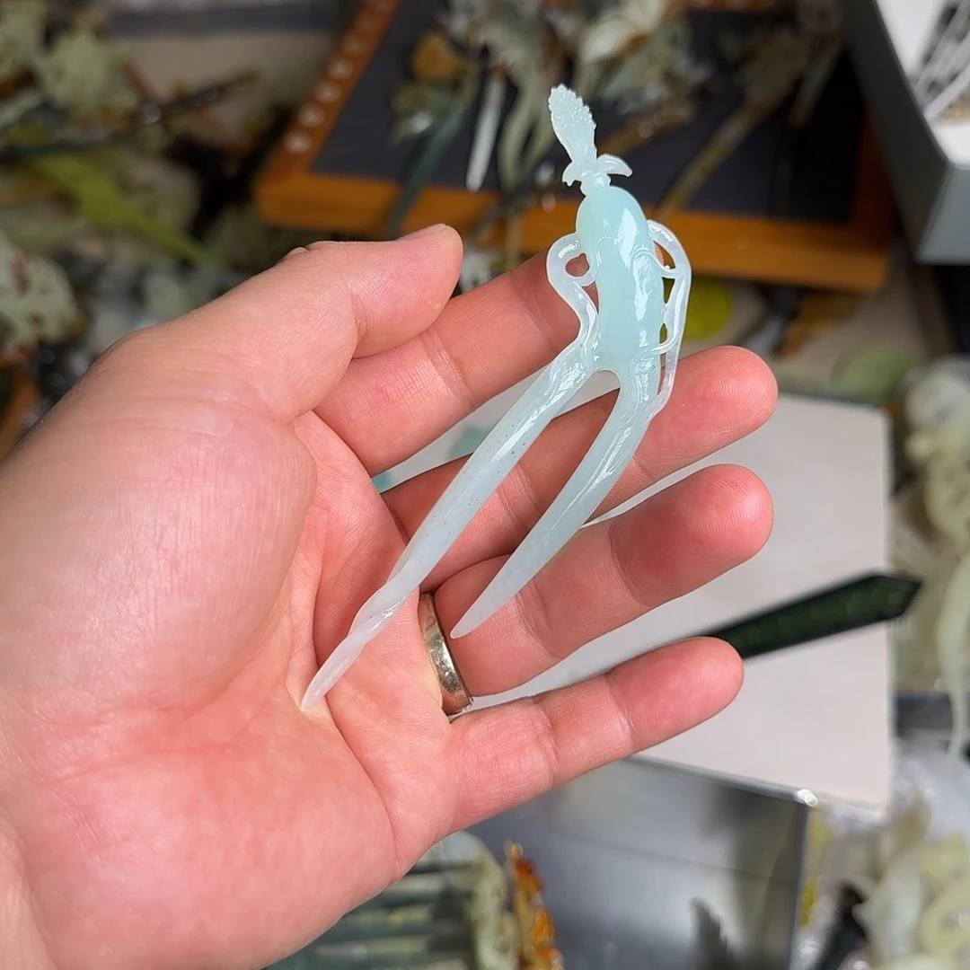 蛇纹石玉未镶嵌发饰