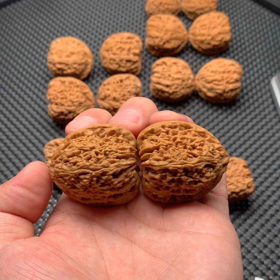 文玩核桃吊坠爱***师1111111111