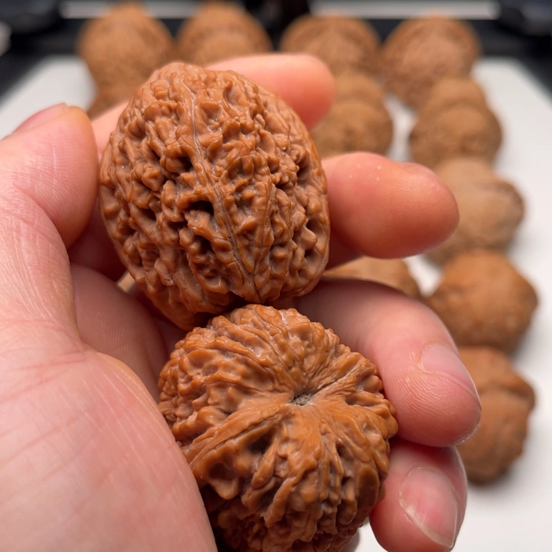 深***光核桃把件37 大蒜头微微扫尖