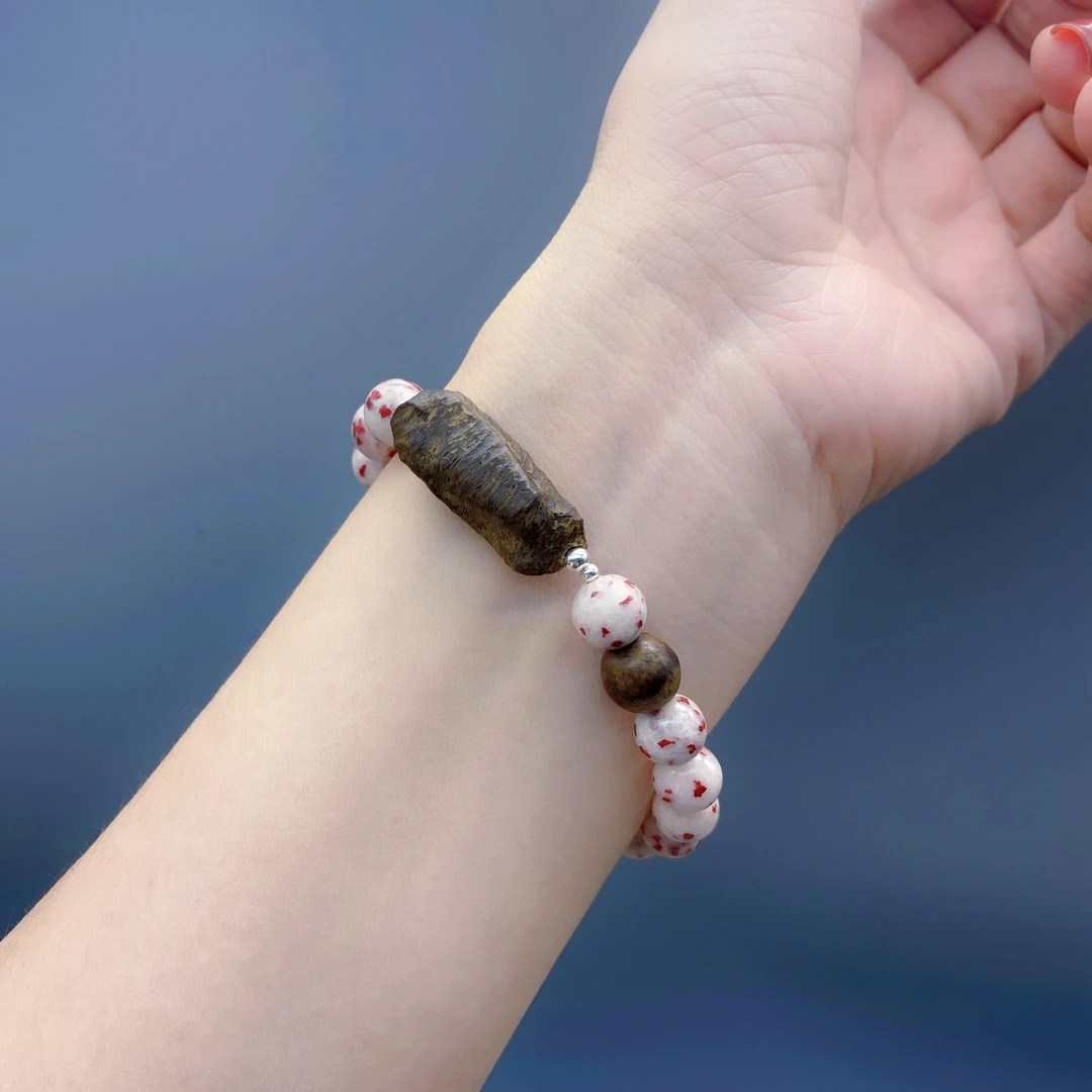 含辰砂工艺品朱砂原石配木珠雪里红手串
