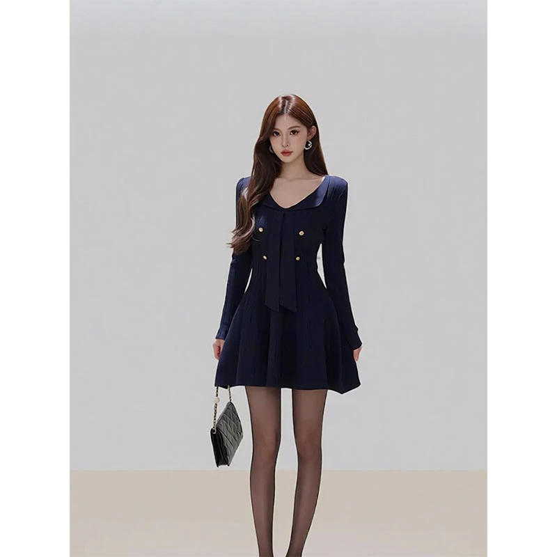 时尚小香风气质翻领针织连衣裙女秋冬新款时尚收腰显瘦A字短裙子