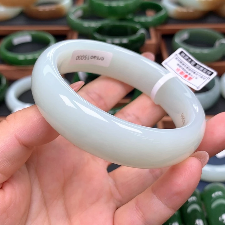 和田玉手镯未镶嵌606162圈口