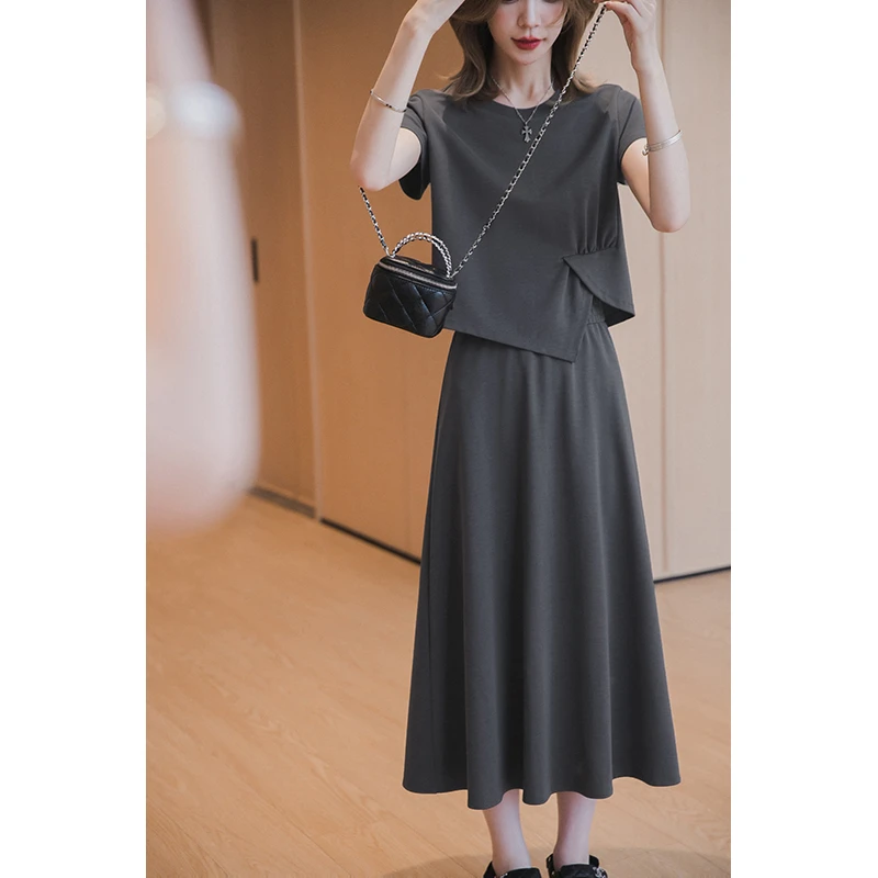 小谷粒休闲时尚套装女小个子2025年夏季新款洋气T恤半身裙两件套