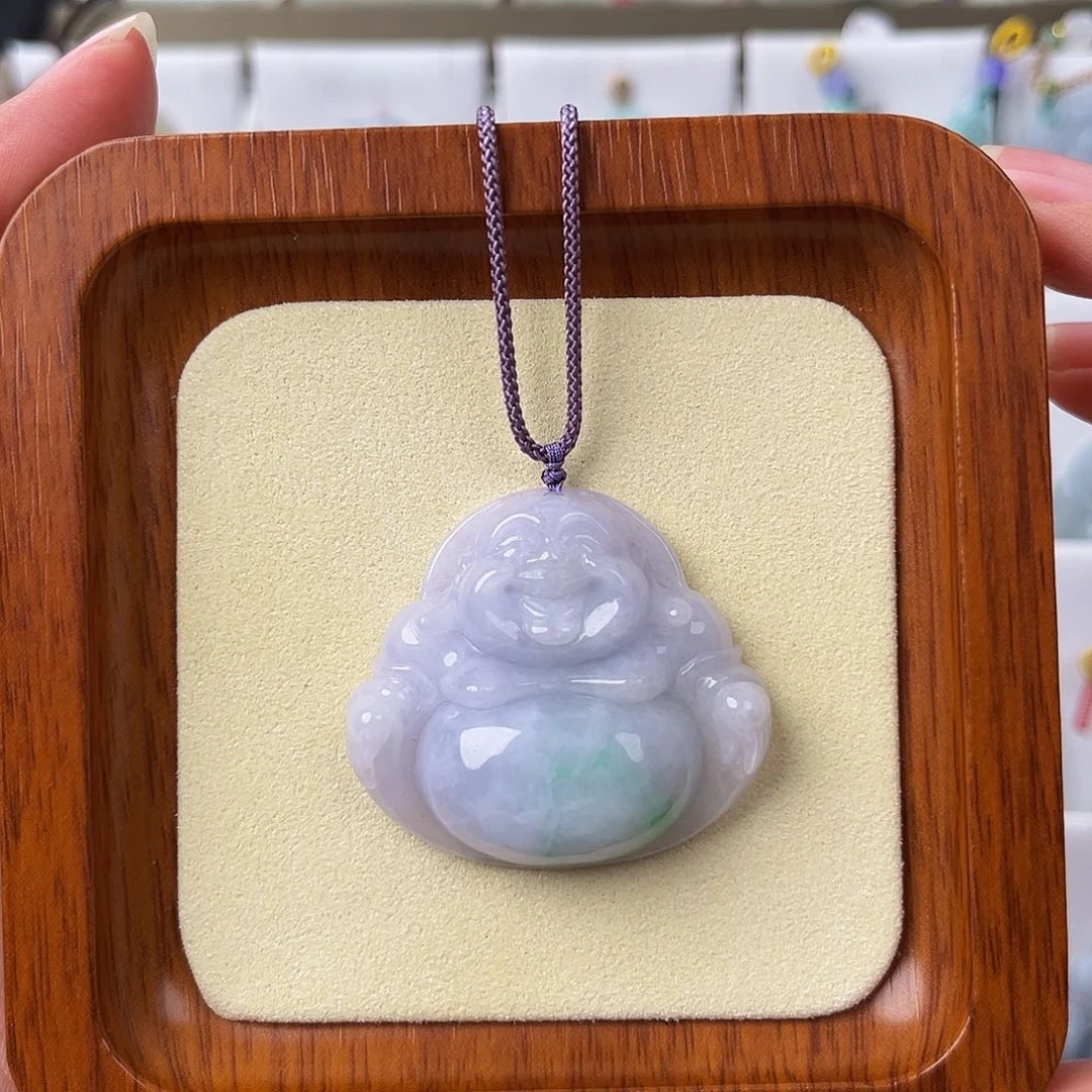 翡翠未镶嵌颈饰佛公