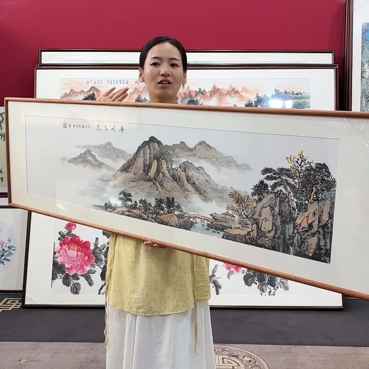 国画手绘带框作品