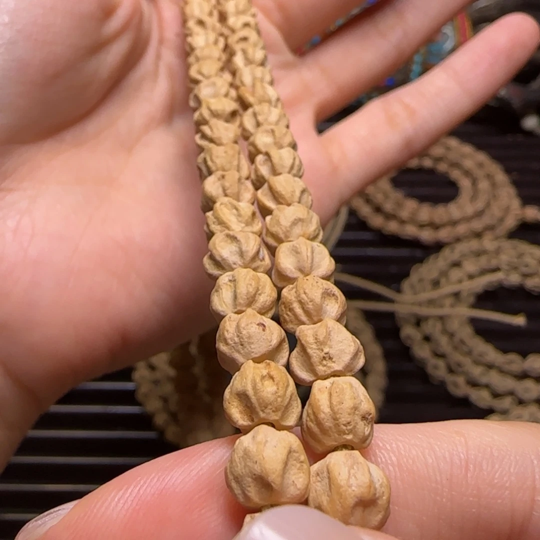 奥***奥柏香籽/百香籽吊坠