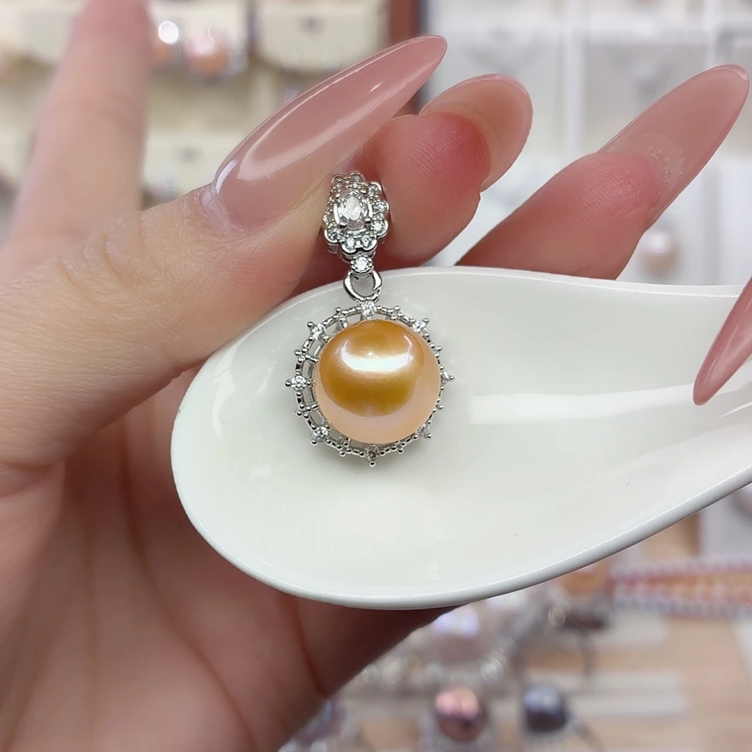 淡水珍珠合金颈饰F