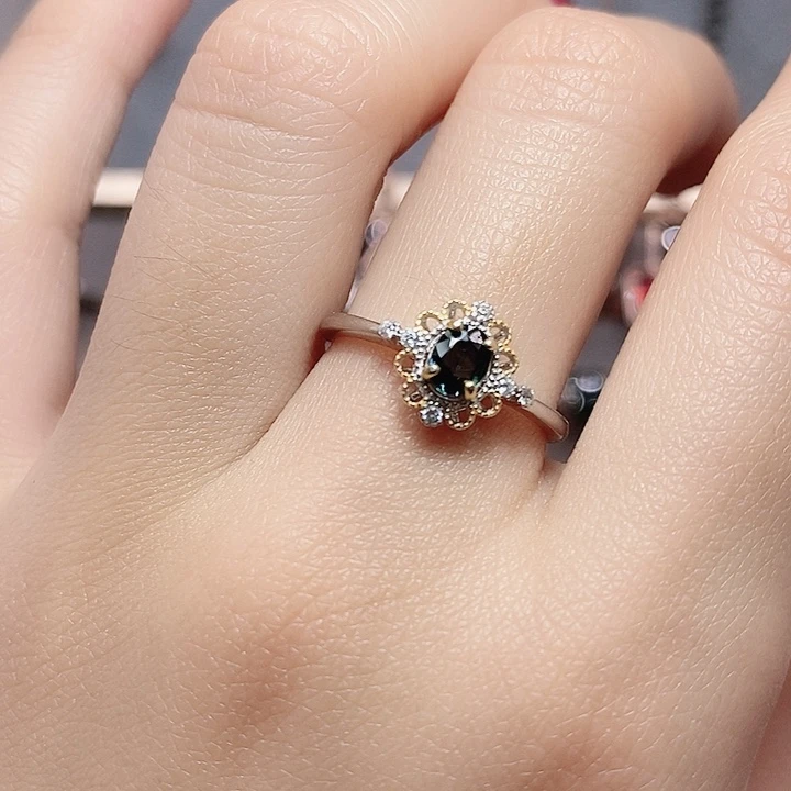 银S925镶嵌戒指蓝宝石戒指