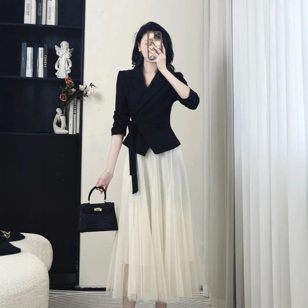 韩版气质名媛风收腰上衣网纱半裙女装2025春季新款优雅女神范套装