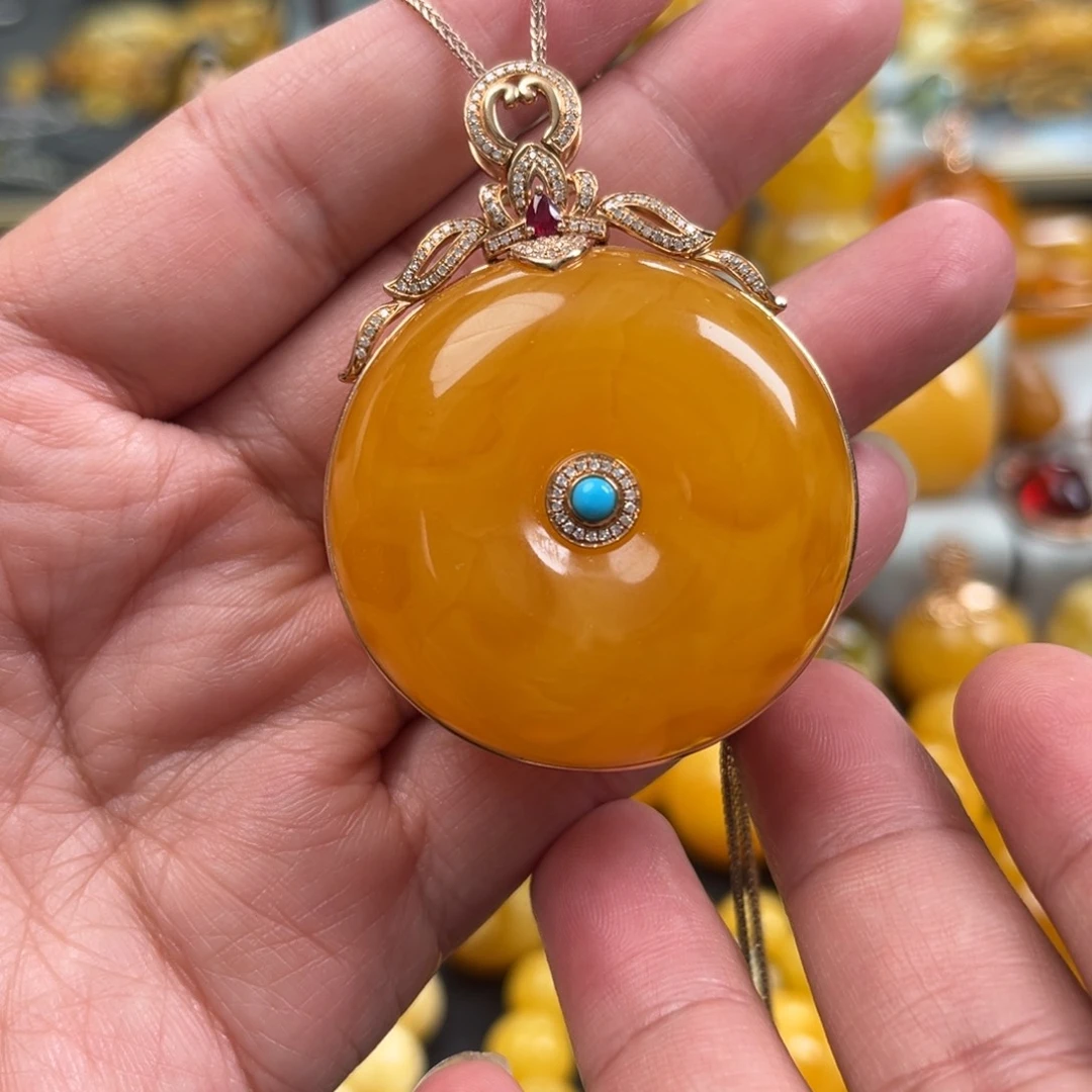 蜜蜡珠宝奇石未镶嵌