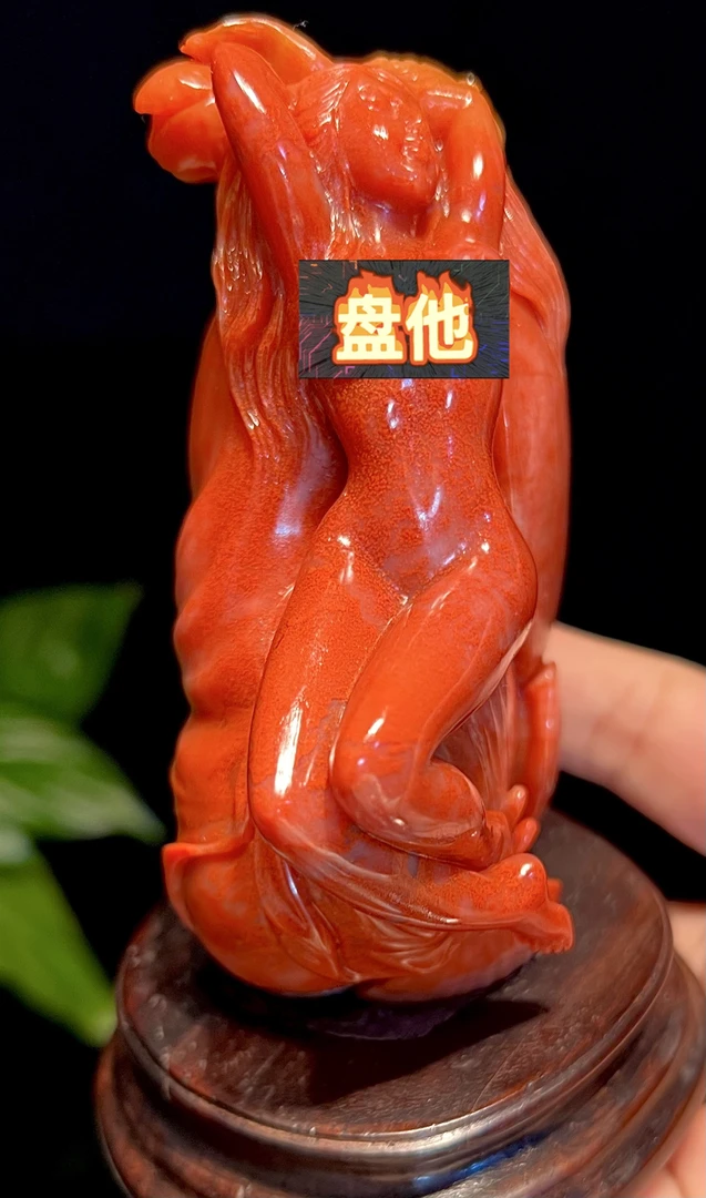 精品水冻朱高山石美女摆件 净重327.5克 净尺寸8.7/7.8/4.3cm