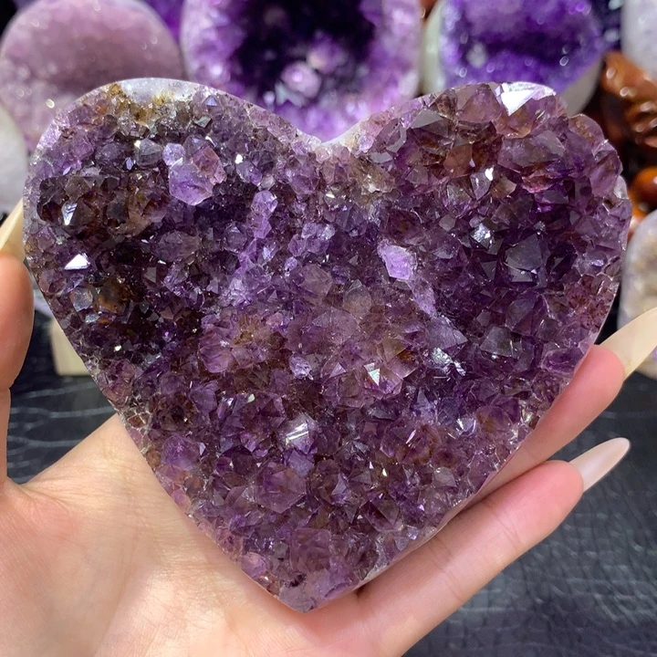 紫晶未镶嵌珠宝半成品紫钛晶爱心