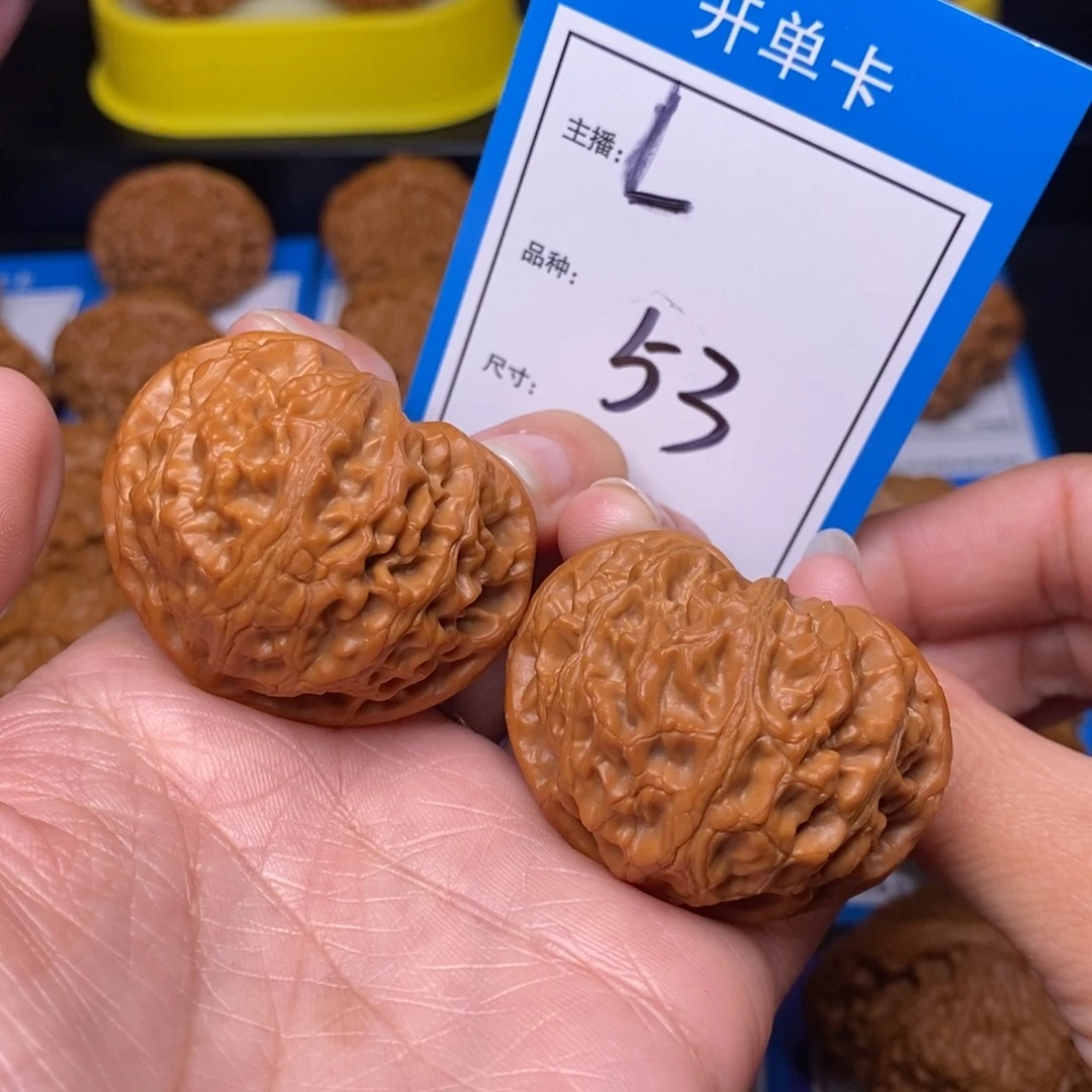 文玩核桃把件43宫灯53