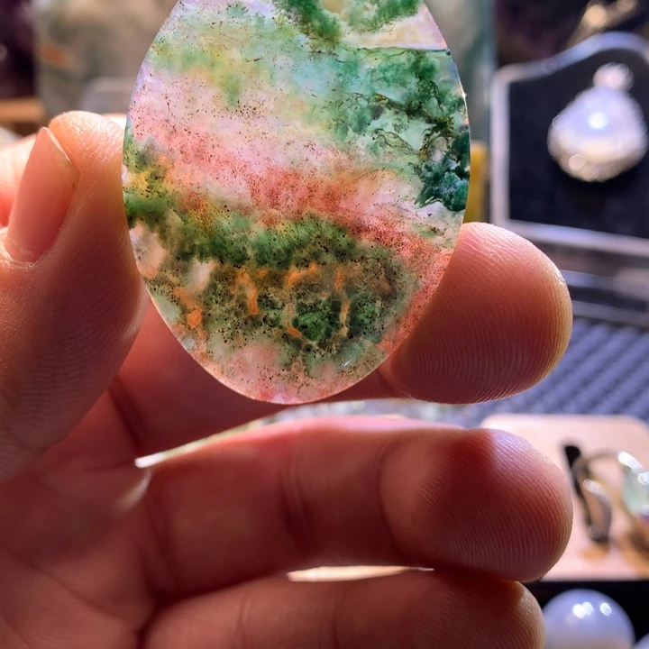 用***6玛瑙/玉髓未镶嵌颈饰